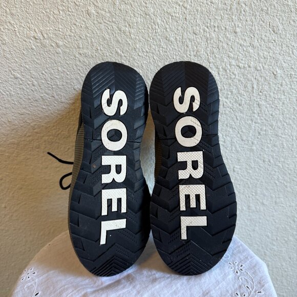 Sorel "Out N About III Waterproof Boots \\ Size 39 (8) // All Black - Picture 12 of 15